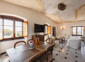 Villa with Pool - Unique Sea View - Free Parking, hotel v destinaci Zoagli