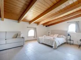 Palazzo della Torre 202– Modern Historic Apartment