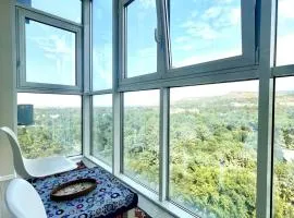 Cozy Apartment, Central - Gorky Park View and Balcony