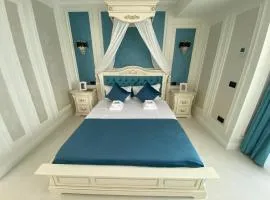 Luxury by WhiteTitanicBreeze