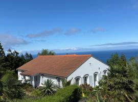 Villa Ferreirinha, hotel v destinaci Santa Cruz das Flores