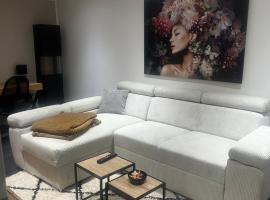 Auszeit direkt am Toelleturm -Barmer Anlagen, ξενοδοχείο στο Βούπερταλ