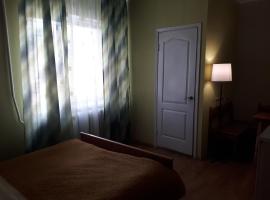 Готель ГОСТИННИЙ ДВІР, Hotel in Sharhorod