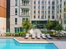 2 Bedroom Condo Cambridge