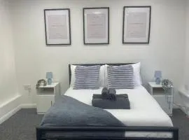 4 Bed Family & Work Ready Home