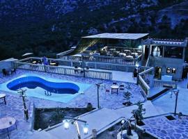 gite jawahir aguerd, hotel en Aguerd