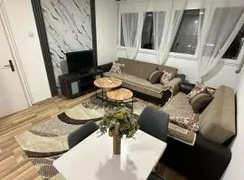 Zagi Apartment