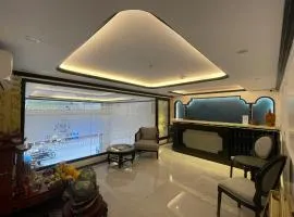 Royal Hotel Hà Nội