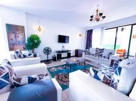 Skyline Serenity at Roseville Apartment - Rooftop Pool, Gym, Workspace, Lounge & Parking