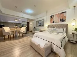 Modern Condo at The Venice Luxury Mckinley Hill