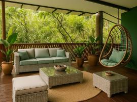 Hotel Boutique The Green Jungle House, khách sạn ở Puerto Viejo