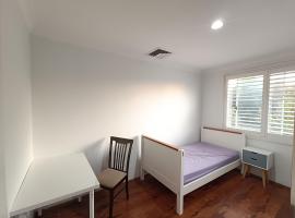 Comfortable Single Room in Baulkham Hills Home - BH4, hotel v destinaci Baulkham Hills