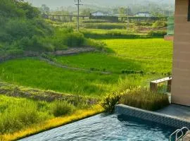 亦念亦忘民宿, Enjoying Countryside Scenery, Private Hot Spring, Chinese Cultural Experience, Family Farm Pick-up