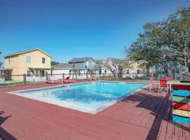 The Rockport Retreat Pool Access