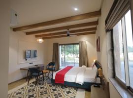 THE BHAGVATI RESORT MANAGE By THE GRAND MEERA، فندق في غابة غير