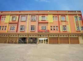 OYO Life 1299 Balcony Orange Homestay