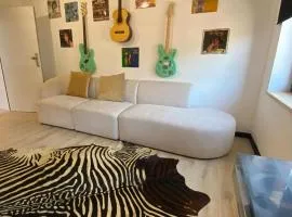Cinestrings