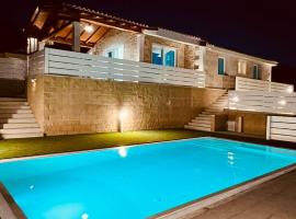 Villa Andrea – hotel w mieście Cala Sinzias