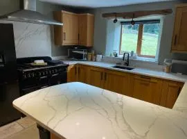 Characterful Stone Cottage in the Heart of the High Peak