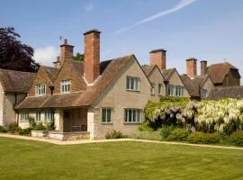 Little Court