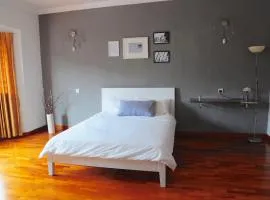 GRAYHAUS 32 Spacious 3 Storey 5BR - Bandar Utama, near 1 Utama - Stay Only NO EVENTS