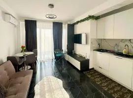 MatyMar Black & White