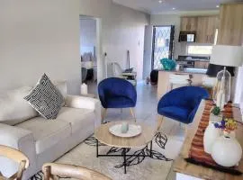 Private luxury 3 Bedroom Home