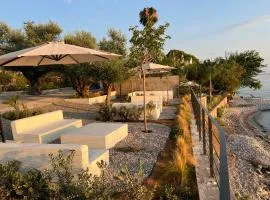 Potis Suites