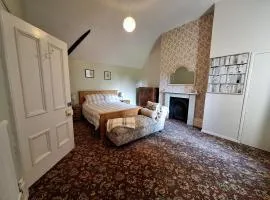 The Meadow Suite, Enholmes Hall