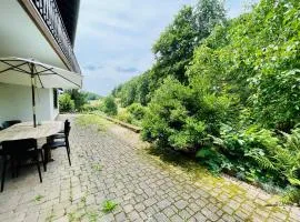 Wohnung im Landhaus - mit Terasse & Bachlauf