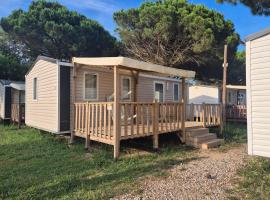 Mobil home La Palmeraie, hotel in Torreilles