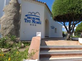 Neo Hotel Tre Monti, Hotel am Strand in Baja Sardinia