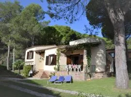 Casa con Gran Jardín Privado y Piscina Comunitaria en Torroella de Montgrí - ES-323-44