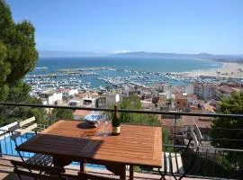 Apartamento renovado en L'Estartit con terraza - ES-323-76