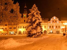 Penzion U Zvonu, hotel en Rychnov nad Kněžnou
