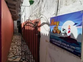 Honeybliss Homestay