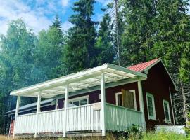 The Secret Cabin, hotel in Storön