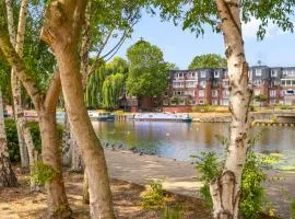 Modern 1BR, 10 Mins to Central London & Hotspur stadium with Parking