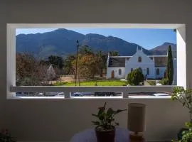 Le Petit Manoir Boutique Hotel