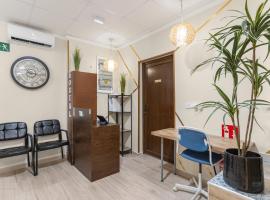 7A Hostal, ξενοδοχείο στην Τορεβιέχα