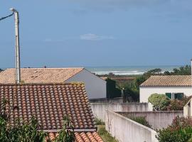 Finn Lodge, chalet de monta&ntilde;a en Saint-Denis-dʼOl&eacute;ron