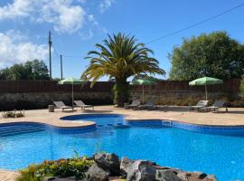 wecamp Cudillero, khách sạn ở El Pito