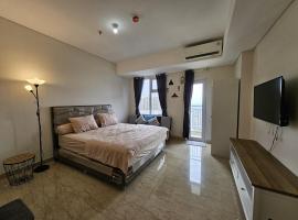 Apartment Studio Penthouse Podomoro, готель у місті Медан