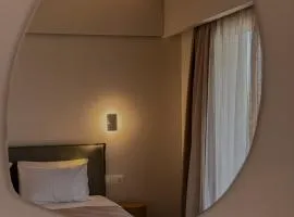 Valtes Luxurious Apartment III