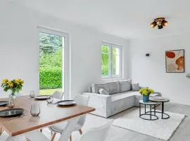 Weißes Einfamilienhaus in Vabali Nähe