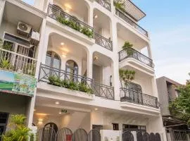 Amara Apartment - Near My Khe Beach & City Center by The Key