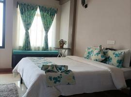 Arara escpd homestay, hotel v destinaci Čérápuňdží
