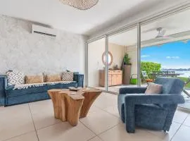 Refait à neuf, magnifique vue sur le lagon appartement 4 à 5p