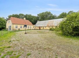 Bright Holiday Home With Garden And Togetherness, hotel v destinaci Varde
