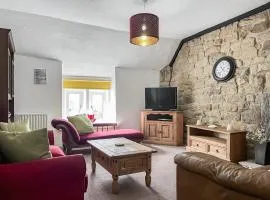 Smithy Apartment